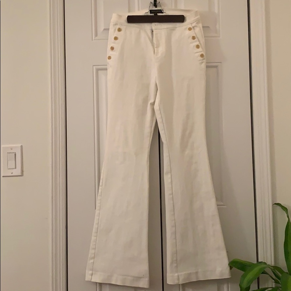 Banana Republic White jeans never been worn!!!